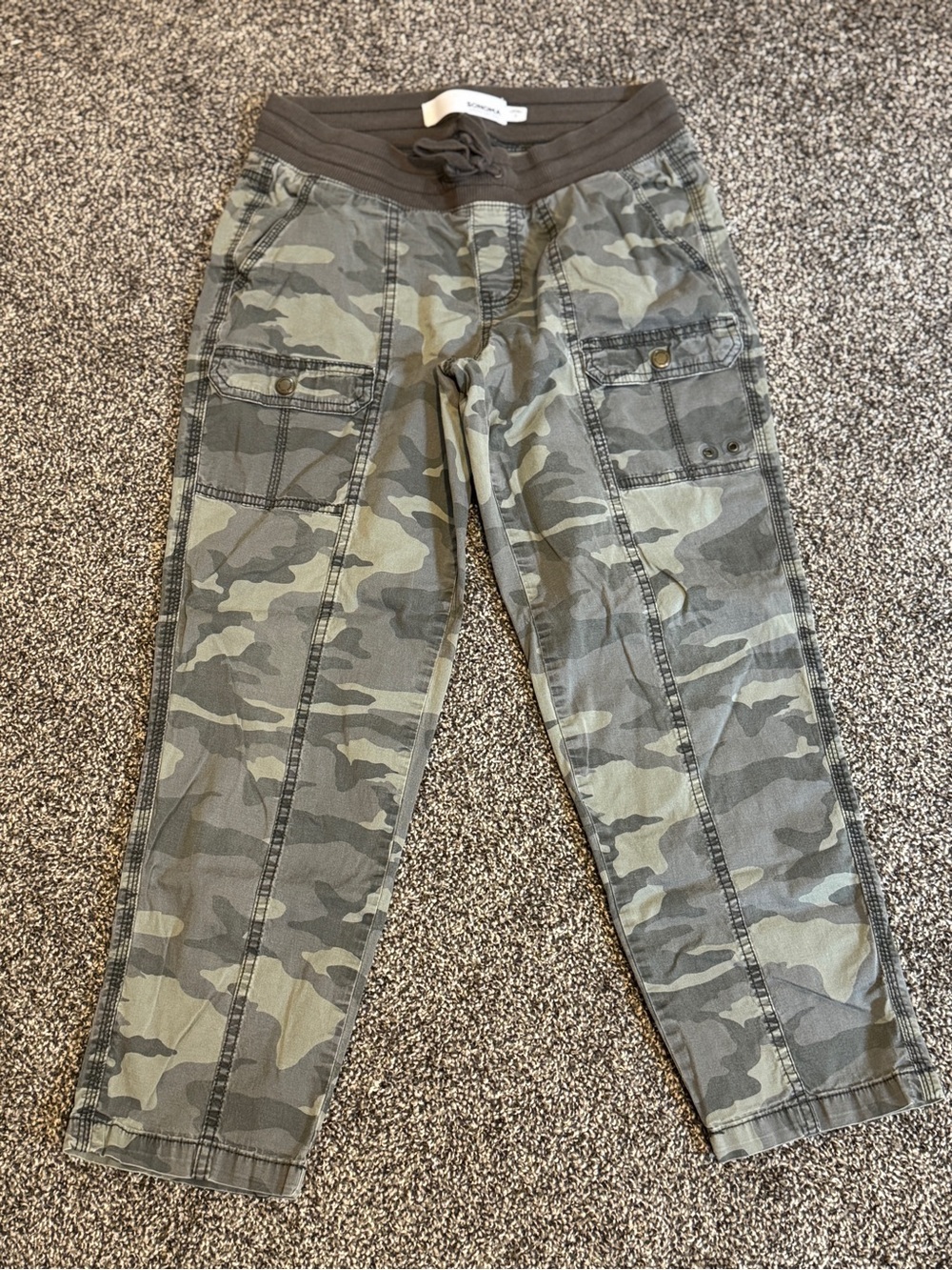 Sonoma Olive Green Camo Pull-On Cargo Pants